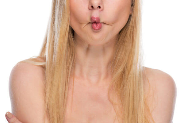 fish-face-woman-large-900p fuller lips fish face